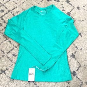 FIGS women’s underscrub long-sleeve